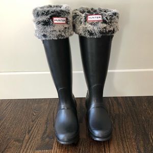 Classic matte black boots with hunter socks.